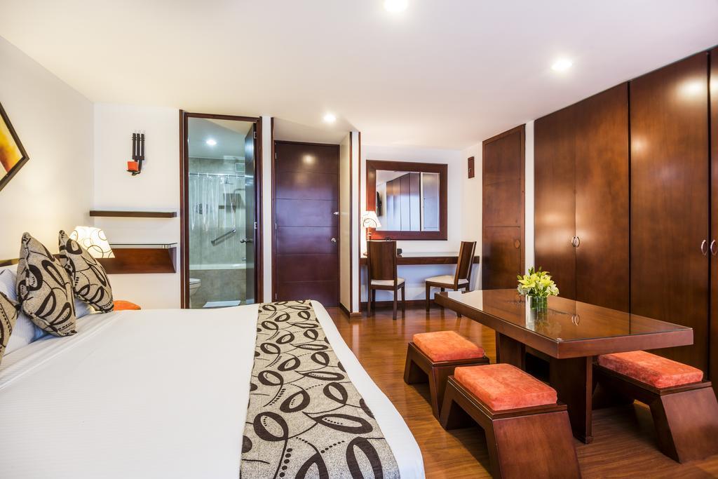 Hotel Platinum Suite ボゴタ エクステリア 写真